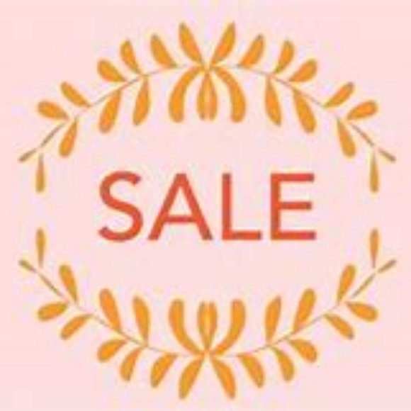 ***BLOWOUT CLOSET SALE! ONE DAY ONLY!*** - Picture 1 of 1
